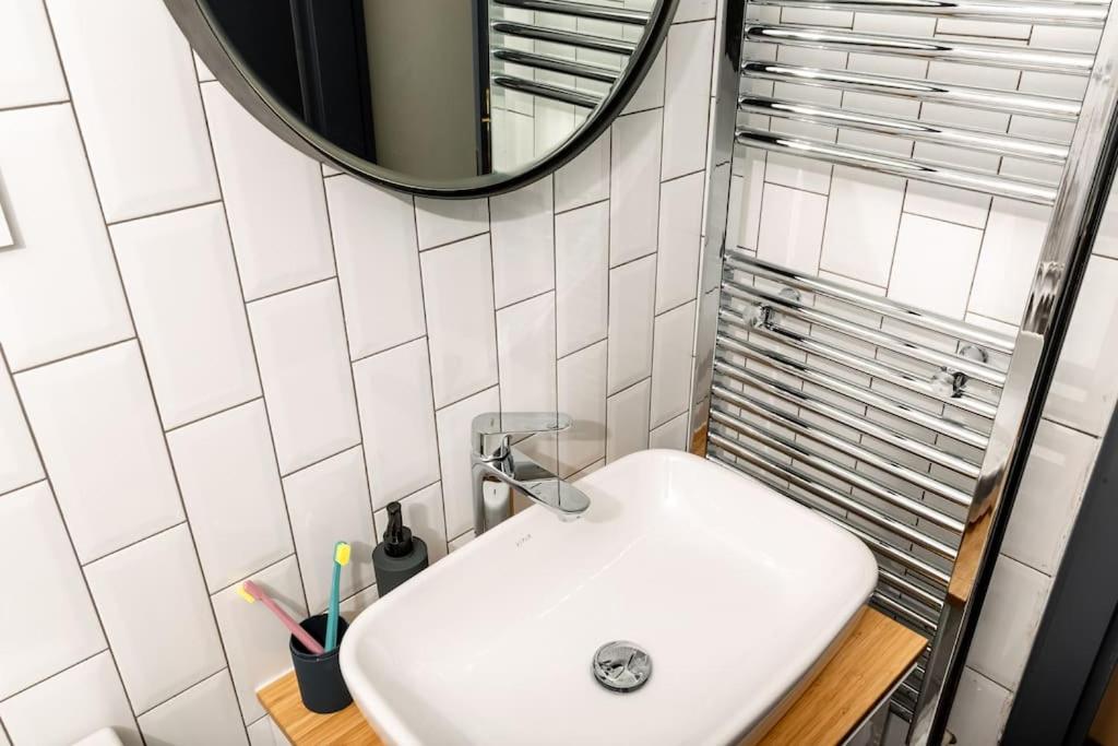 Utulny Apartman Blizko Centra Prahy Apartment Praga Exterior foto